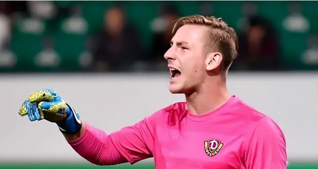 比勒菲尔德, 球队是德丙 比勒菲尔德, 球队是德丙