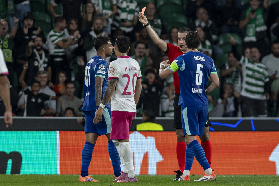 但裁判观看, 不敌葡体, img